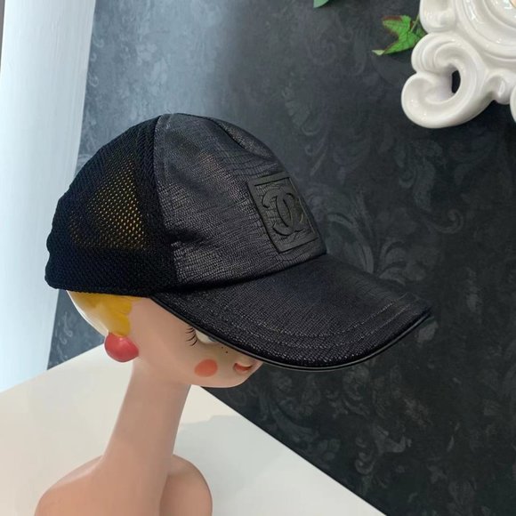 Chanel hat - Picture 4 of 9